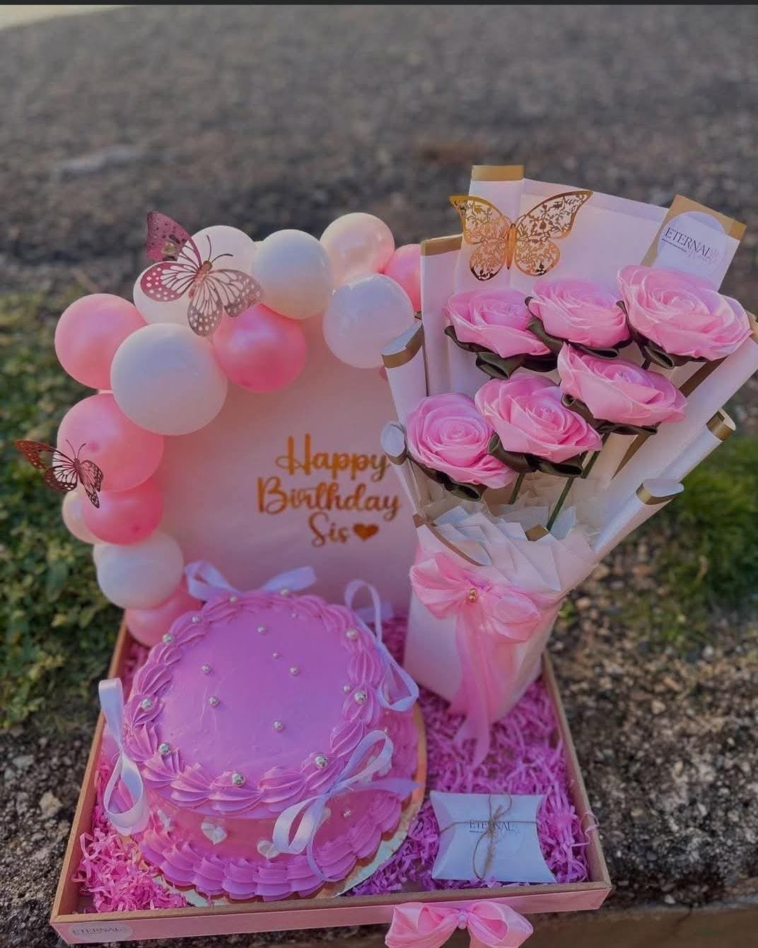 Decoración con globos y flores